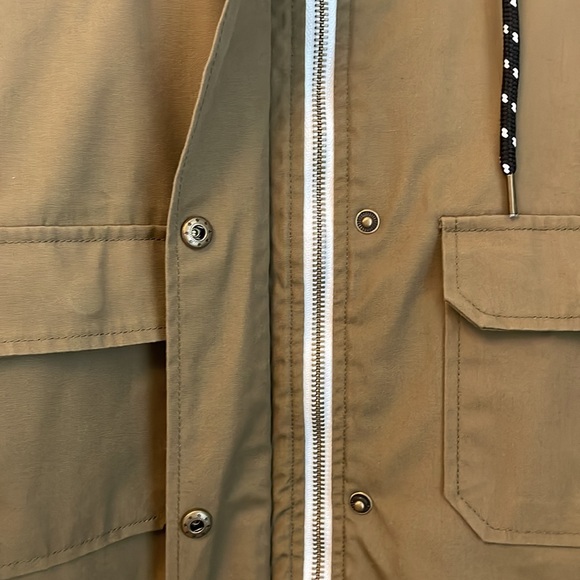 Stylish snow jacket - Picture 3 of 5